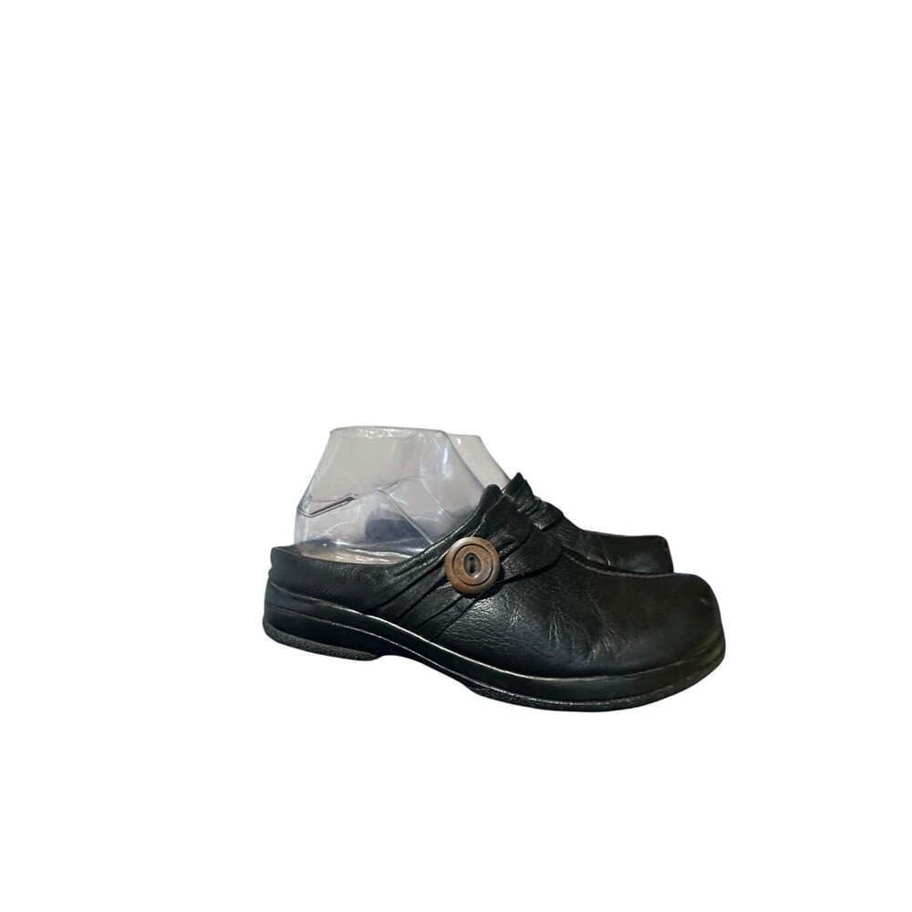 YUU Womens Clogs Black Sz 7 Shoes Bethanee Slip On Embossed Comfort Boho